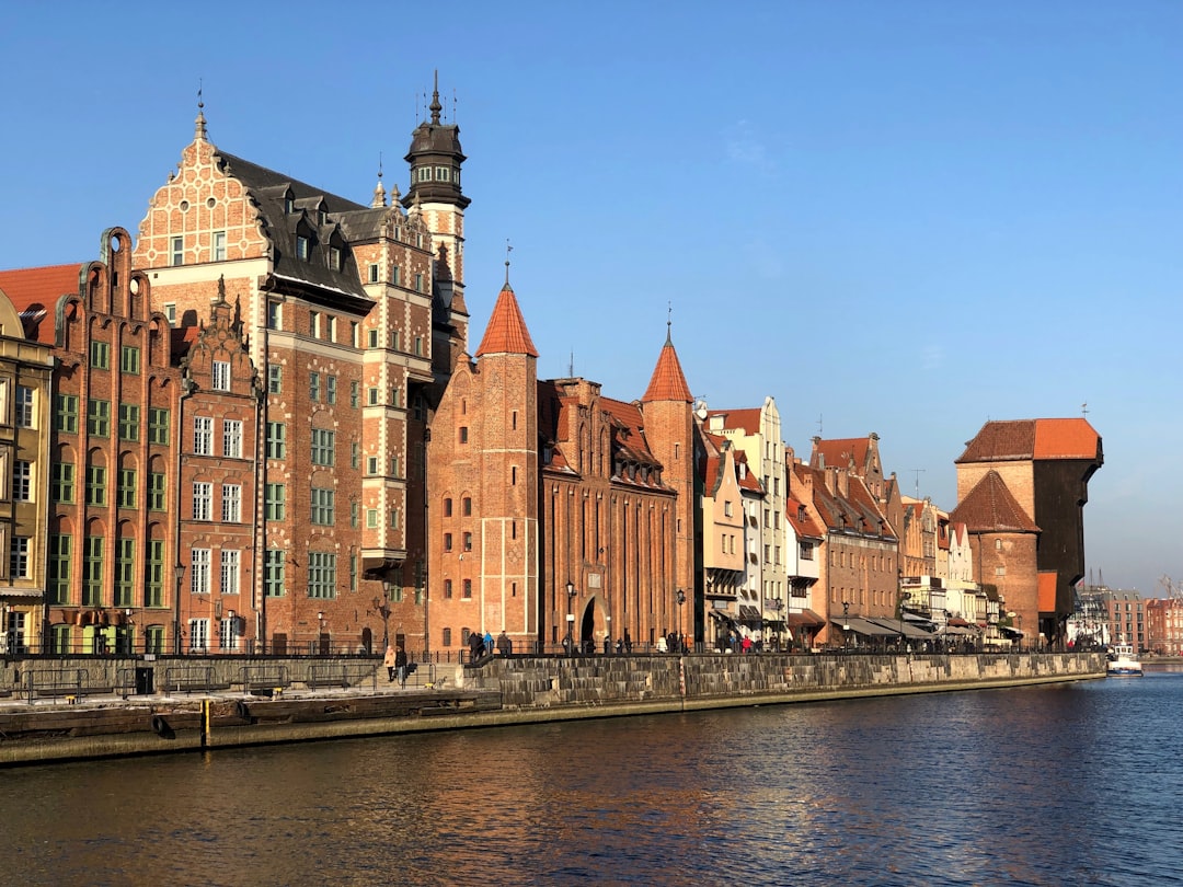 Najstarsze miasta w Polsce: historia i dziedzictwo
